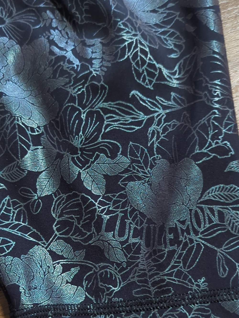 Lululemon Wunder Under Foil Irredecent Floral Print - Picture 7 of 9
